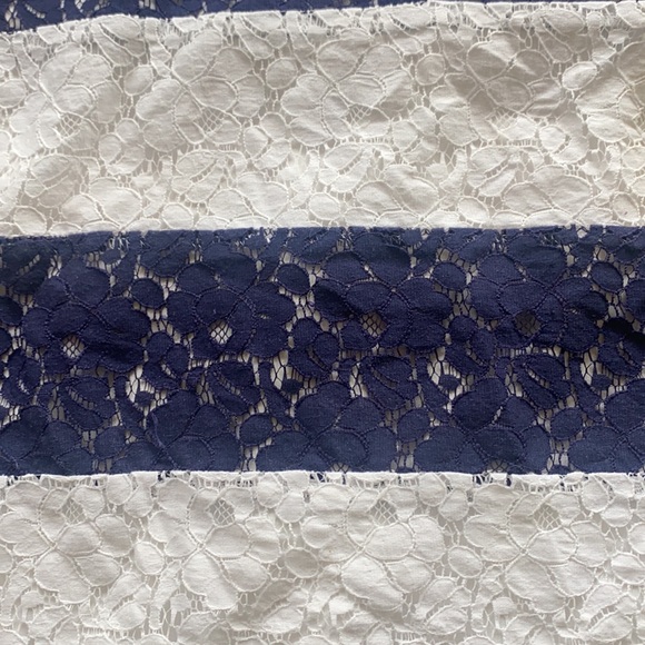 Stitch fit lace tunic tank size medium - Picture 2 of 5